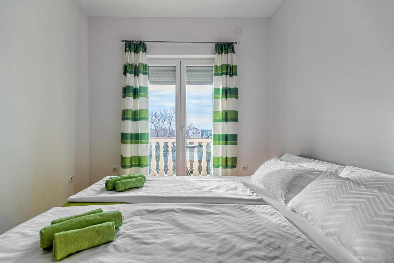 Comfort Apartments In Peaceful Area Zadar - With Garden Exteriör bild
