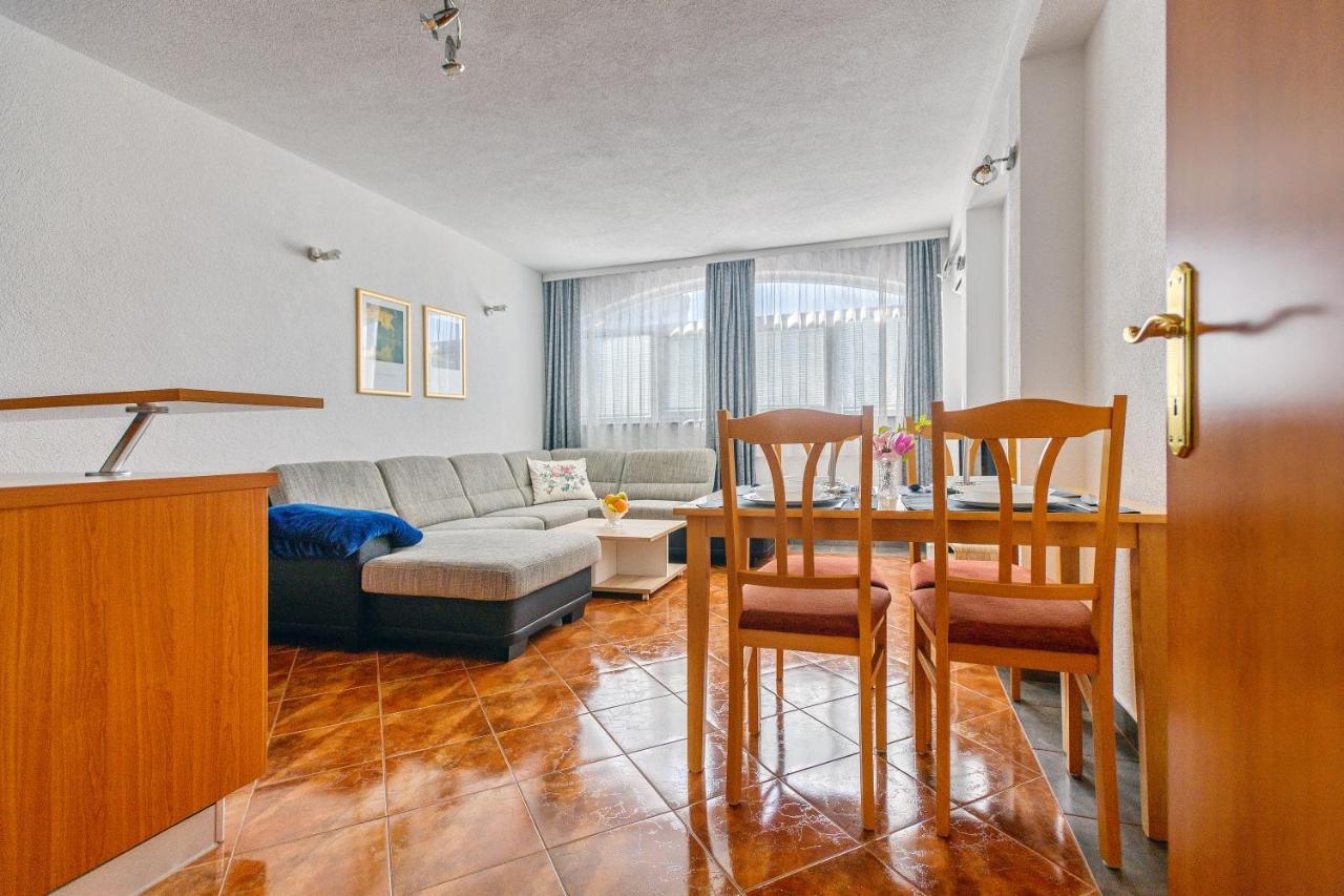 Comfort Apartments In Peaceful Area Zadar - With Garden Exteriör bild