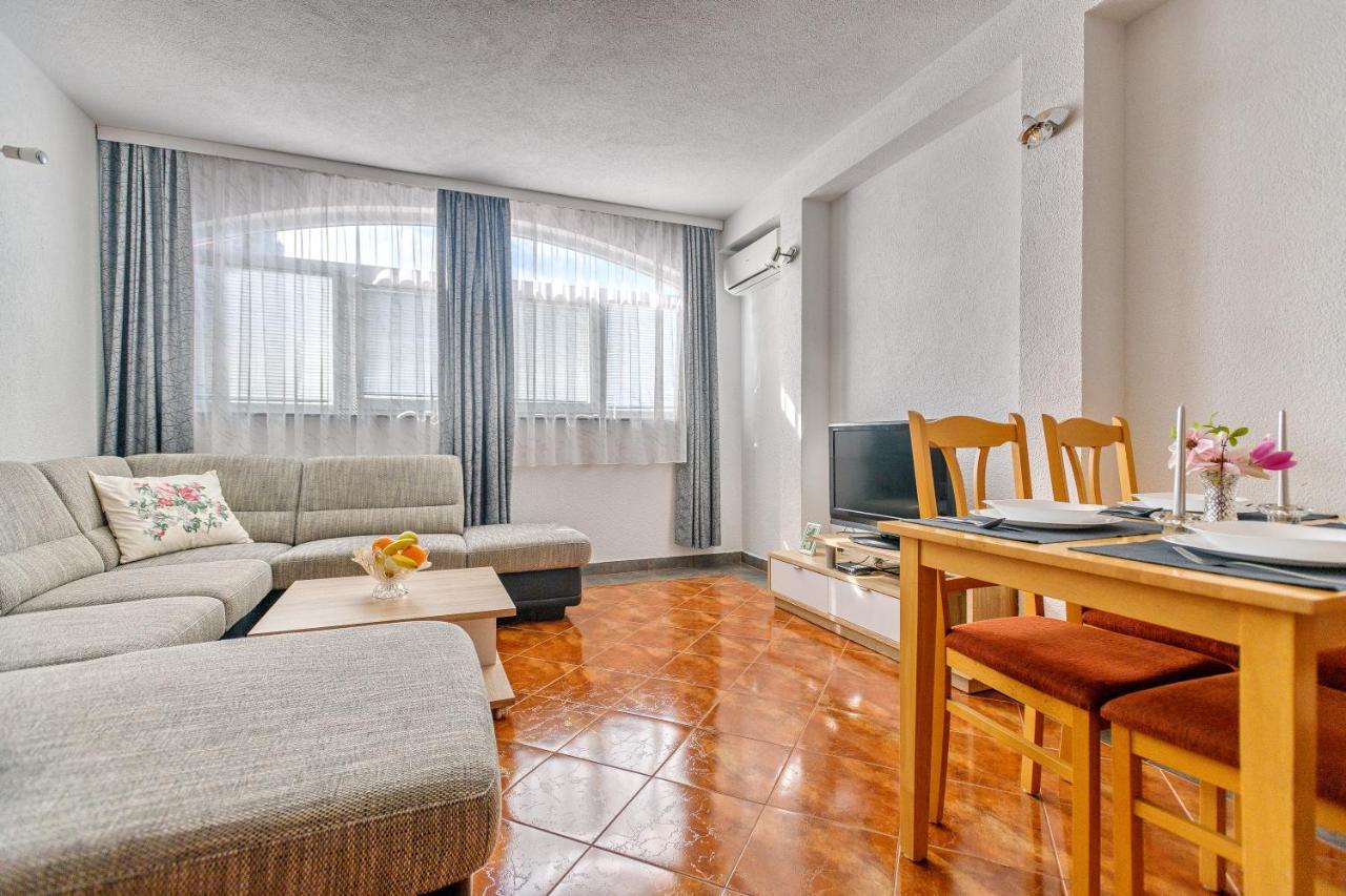 Comfort Apartments In Peaceful Area Zadar - With Garden Exteriör bild